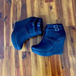 Black heeled Booties— size 7.5M